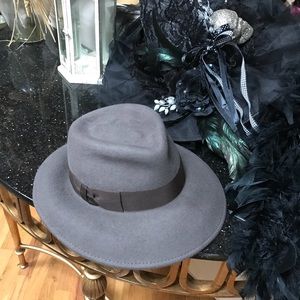 Eric Javits Kim Wool Fedora hat Taupe